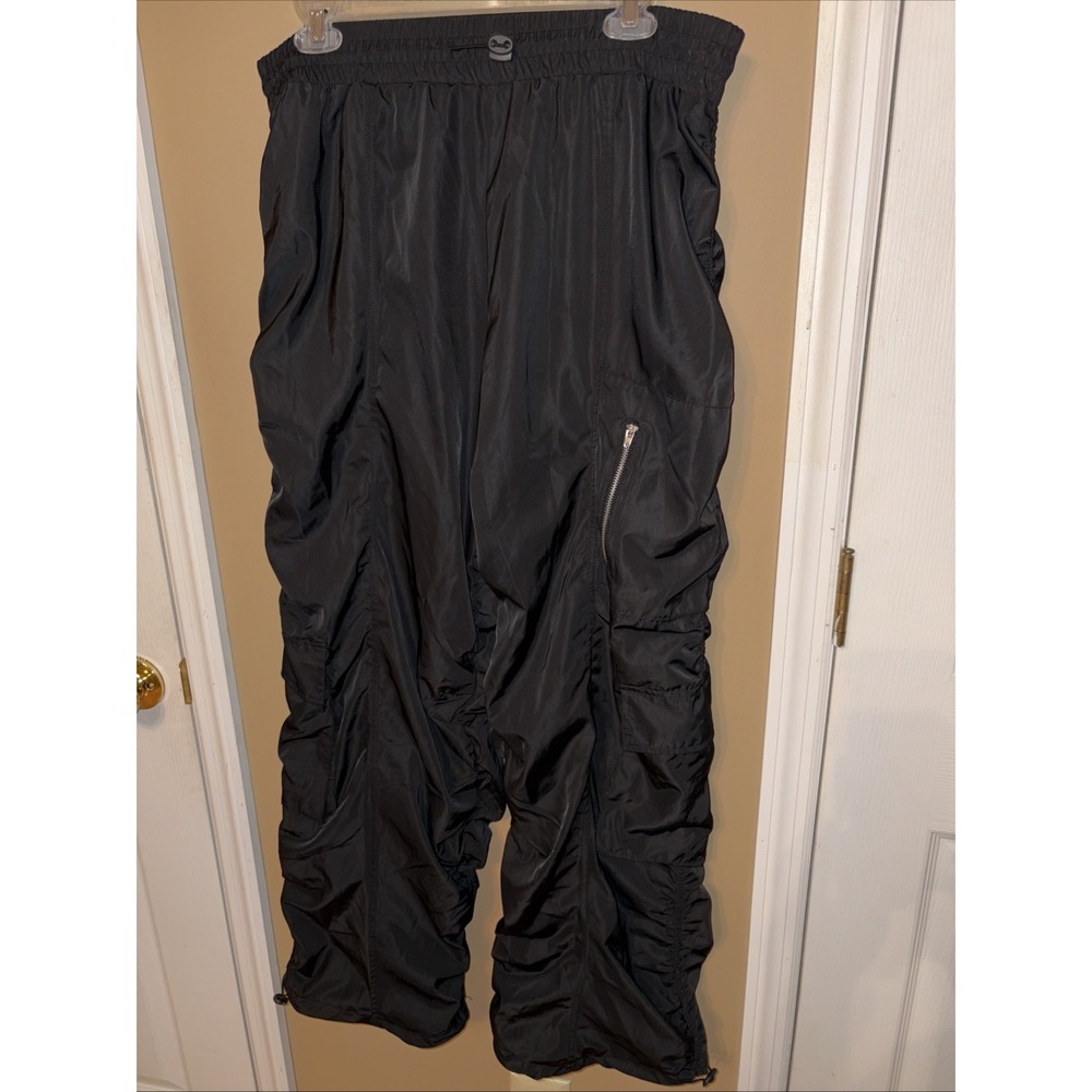 YMI Women's L Black Parachute Ruched Pants Lightweight Utility Bungee Joggers